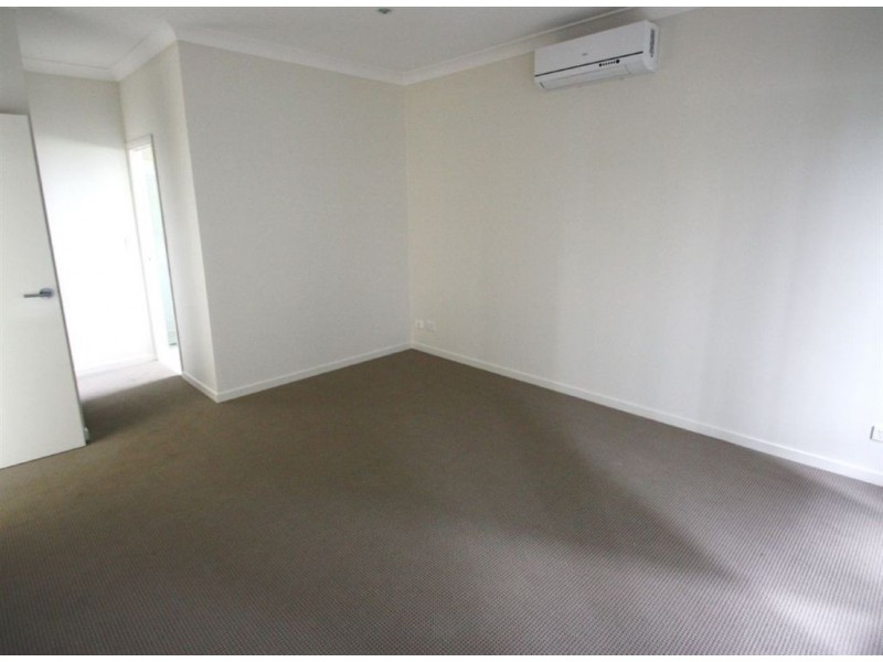 Coomera Waters QLD 4209