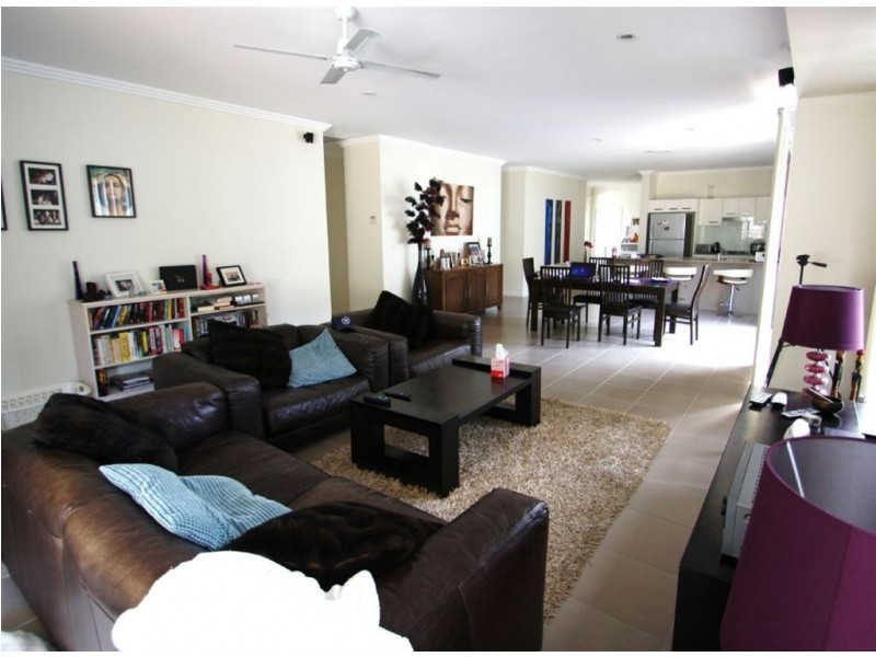 Hope Island QLD 4212