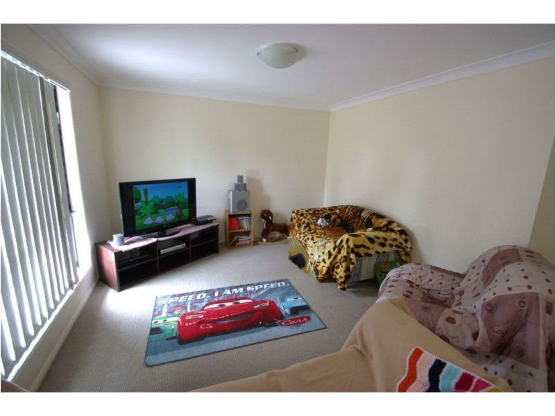 28 Moffatt Rd, Waterford West QLD 4133