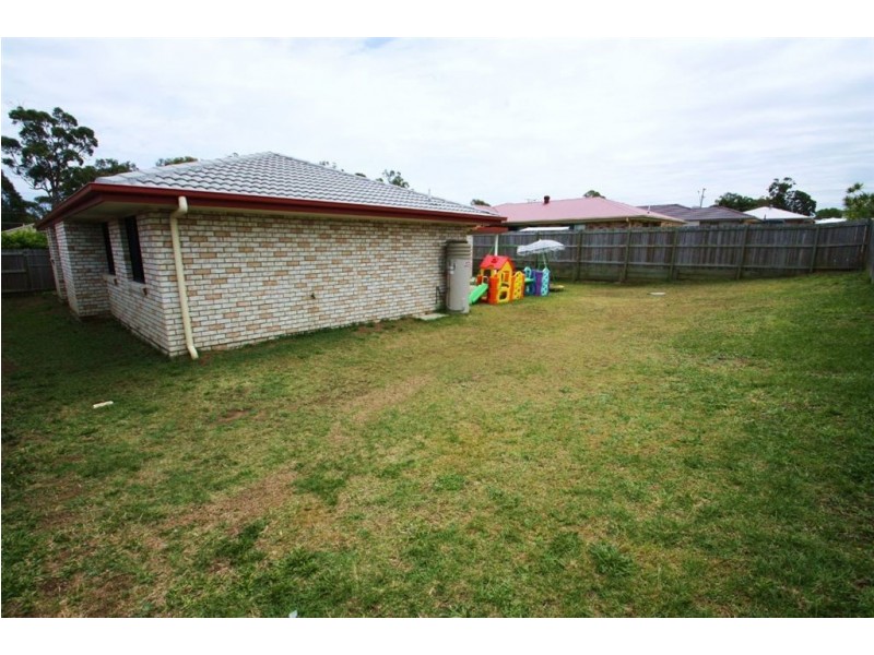 28 Moffatt Rd, Waterford West QLD 4133