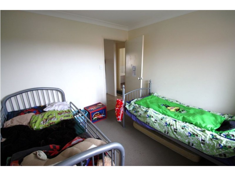28 Moffatt Rd, Waterford West QLD 4133