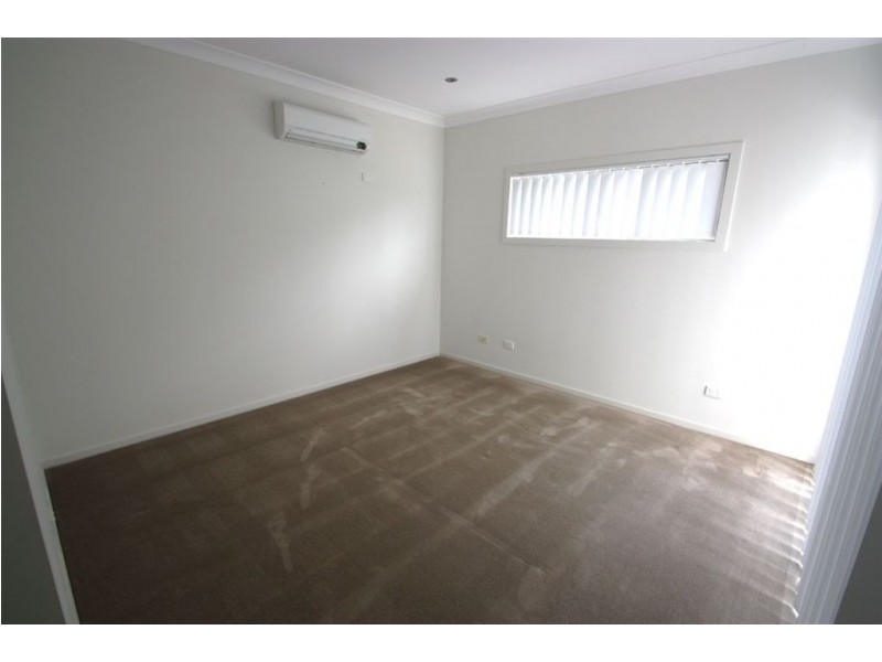 7 Galley Rd, Hope Island QLD 4212