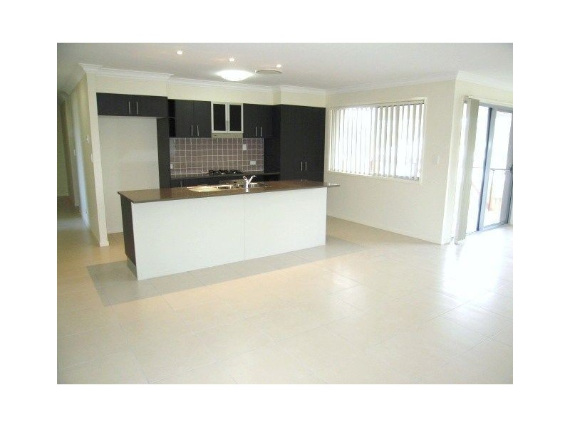 Coomera Waters QLD 4209