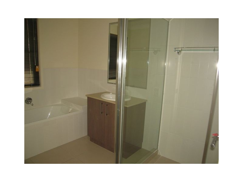 Coomera Waters QLD 4209