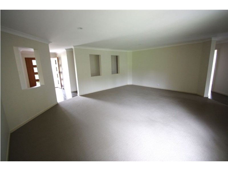 Coomera Waters QLD 4209