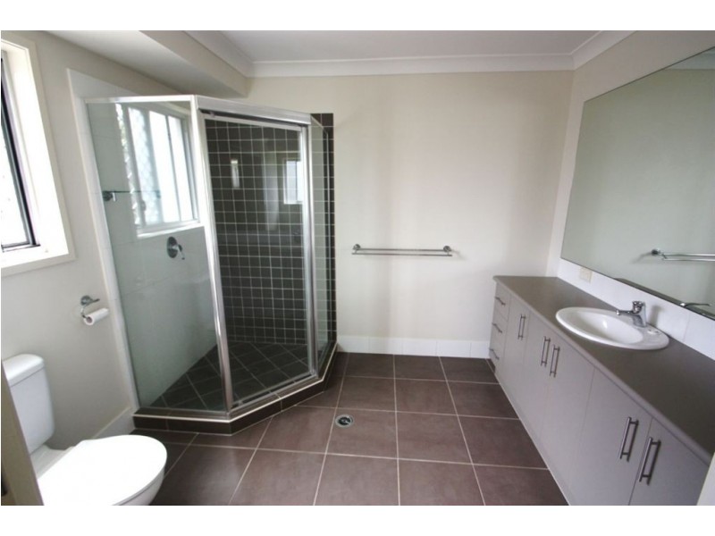 Coomera Waters QLD 4209