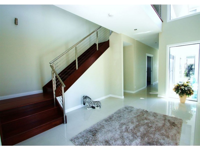 Hope Island QLD 4212