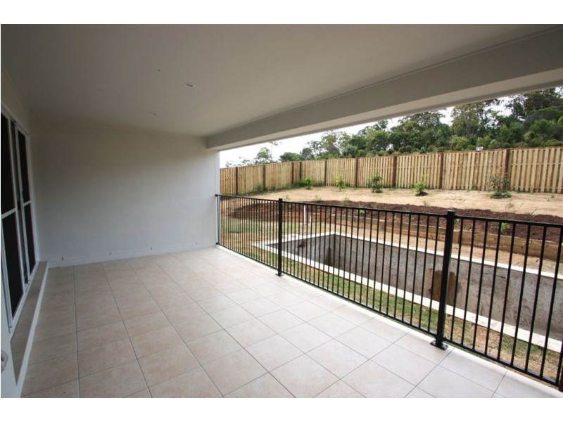 Coomera Waters QLD 4209