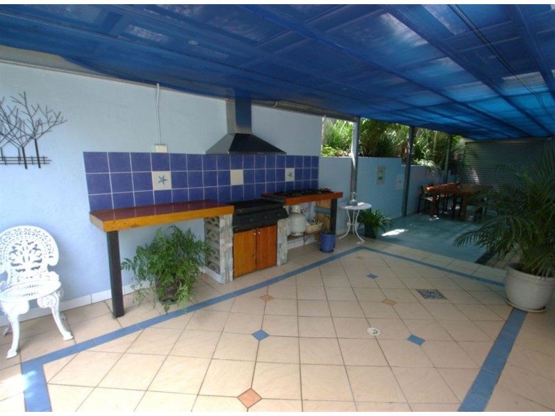 17 Santa Isobel Bvd, Pacific Pines QLD 4211