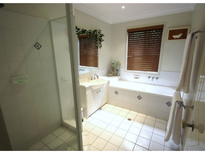 17 Santa Isobel Bvd, Pacific Pines QLD 4211