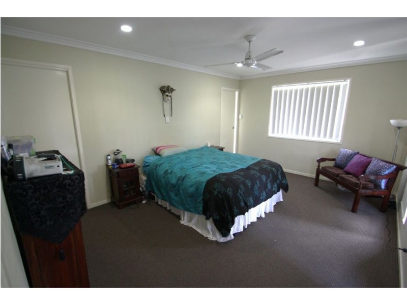 Coomera Waters QLD 4209