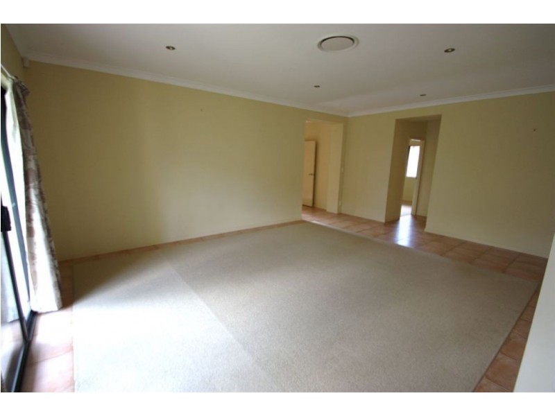 24 Regatta Av, Oxenford QLD 4210