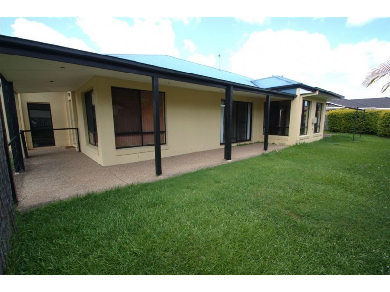 24 Regatta Av, Oxenford QLD 4210