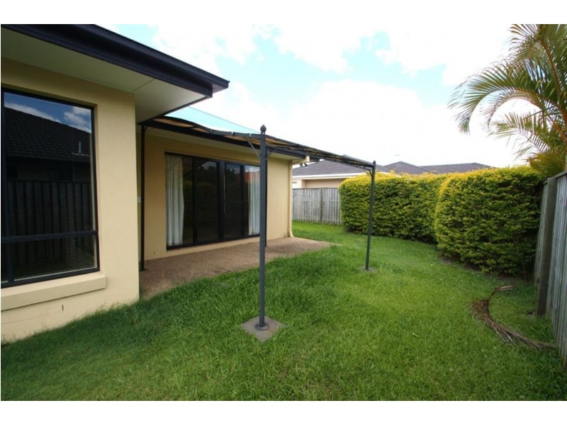 24 Regatta Av, Oxenford QLD 4210