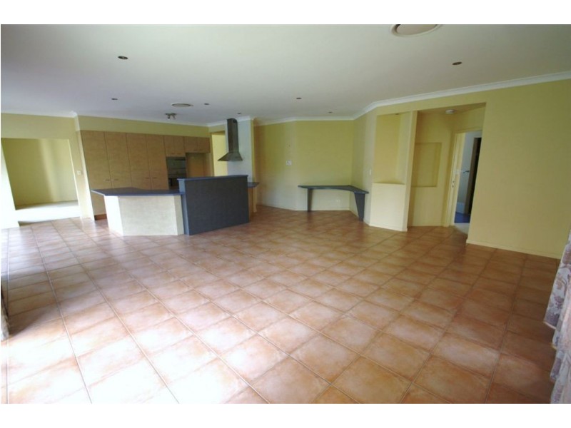 24 Regatta Av, Oxenford QLD 4210