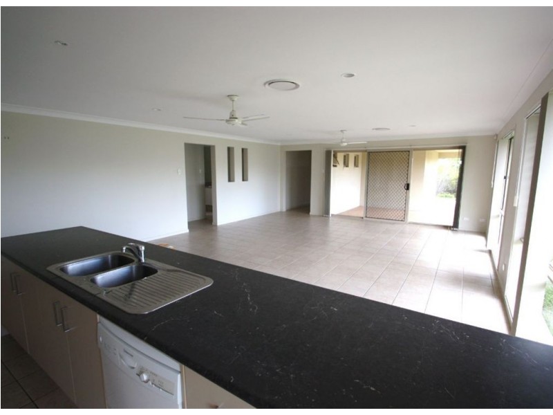 Coomera Waters QLD 4209