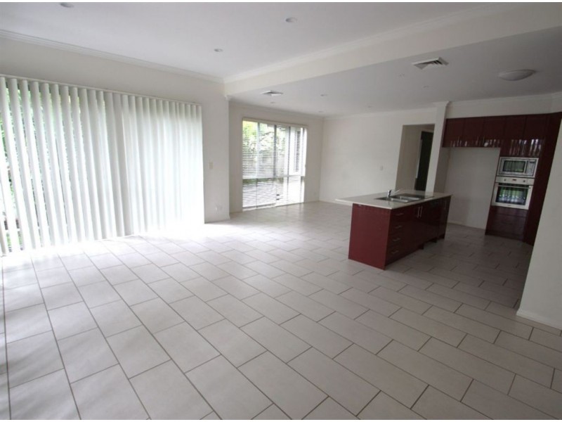 Hope Island QLD 4212