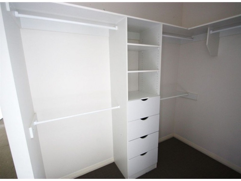 Hope Island QLD 4212