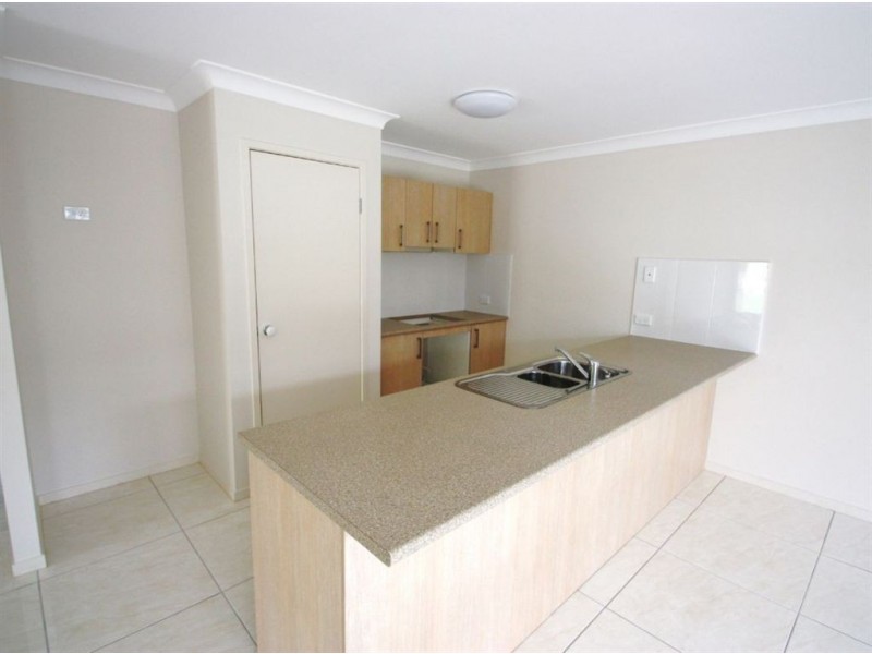 1/20 Aldgate Cr, Pacific Pines QLD 4211