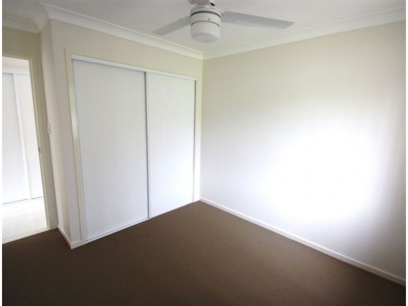 1/20 Aldgate Cr, Pacific Pines QLD 4211