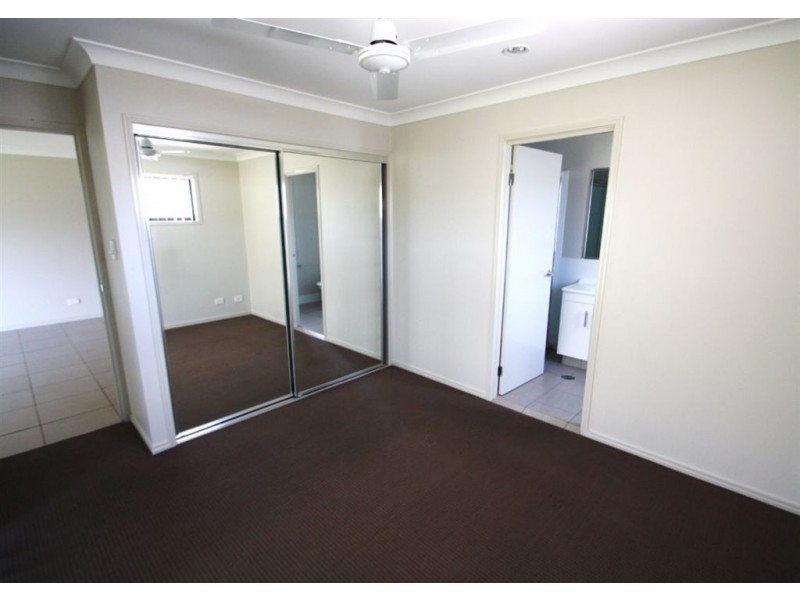 Pacific Pines QLD 4211