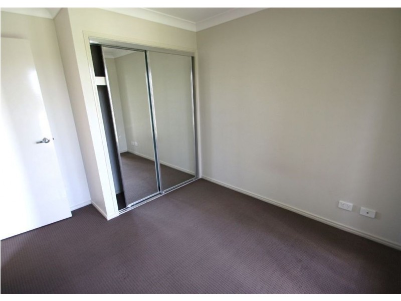 Pacific Pines QLD 4211