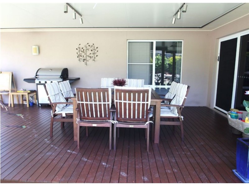 20 Slipstream Rd, Coomera Waters QLD 4209