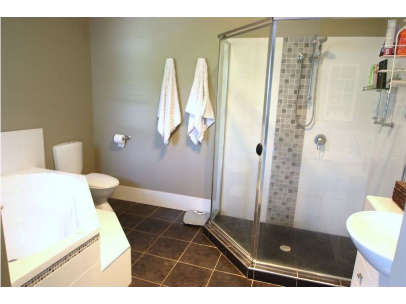 20 Slipstream Rd, Coomera Waters QLD 4209