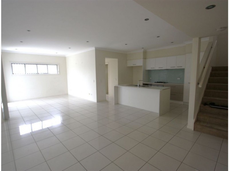 Hope Island QLD 4212