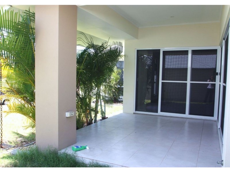 9 Crusade Crt, Coomera Waters QLD 4209