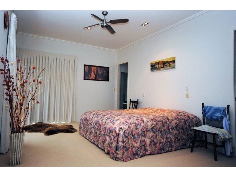 Hope Island QLD 4212