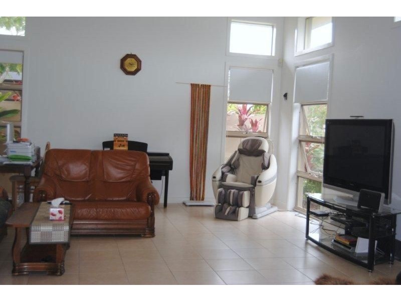 Hope Island QLD 4212