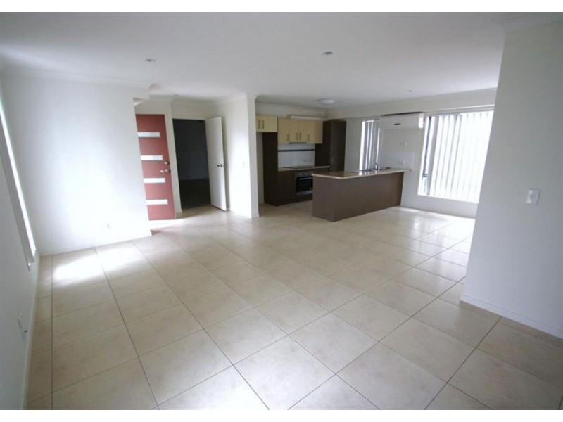 1 Tess Rd, Coomera QLD 4209