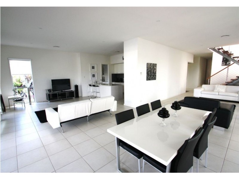 Coomera Waters QLD 4209