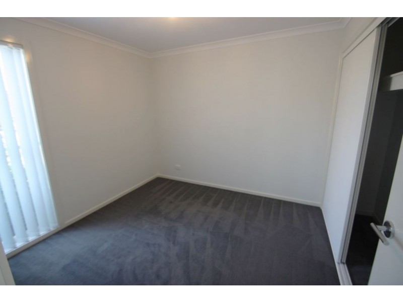 3/4 Maranoa St, Coomera QLD 4209