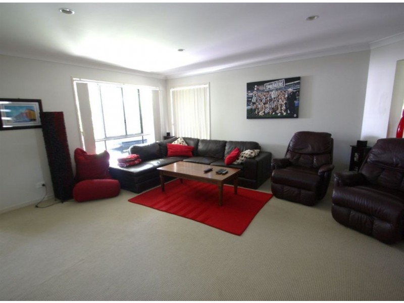 Coomera Waters QLD 4209