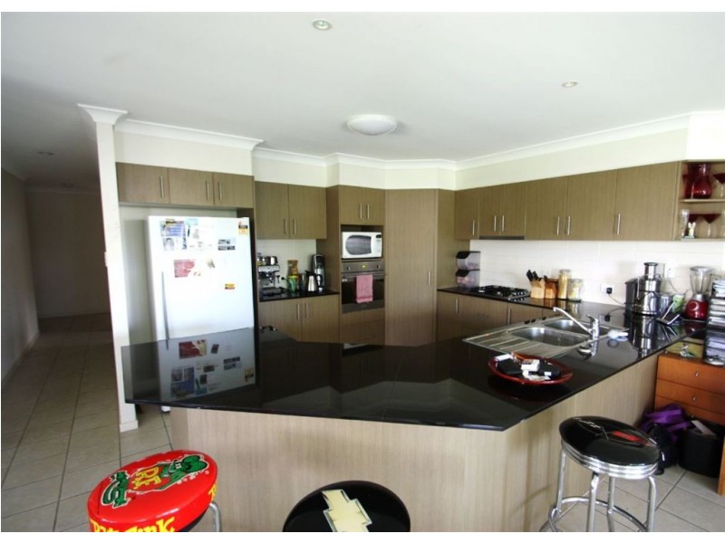 Coomera Waters QLD 4209