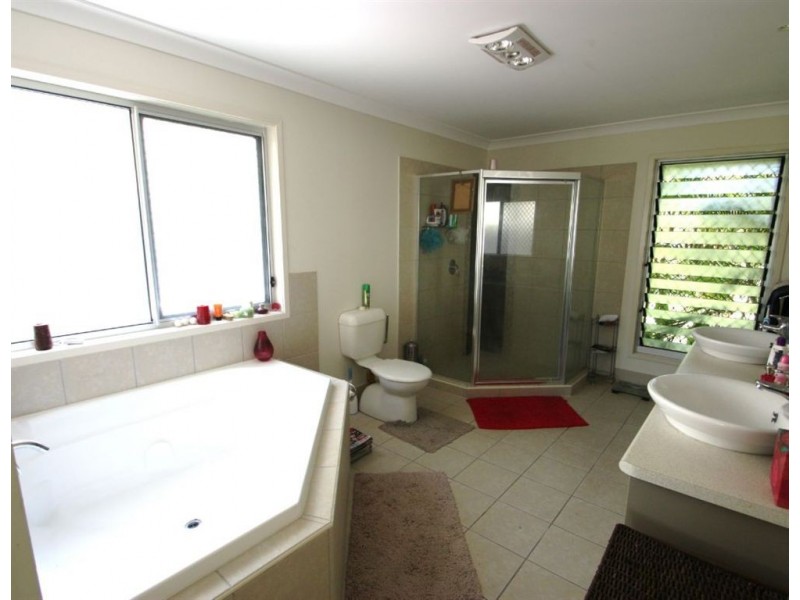 Coomera Waters QLD 4209