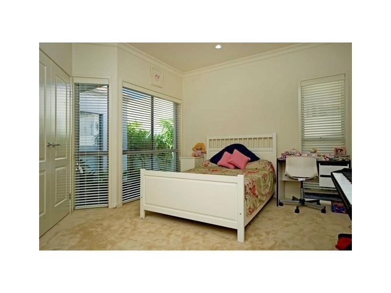 Hope Island QLD 4212