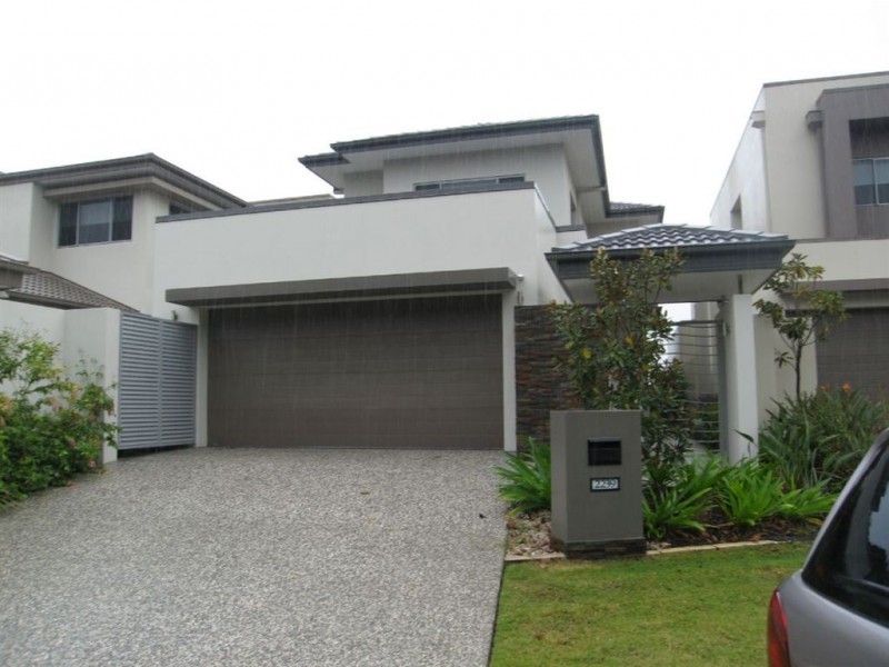Hope Island QLD 4212