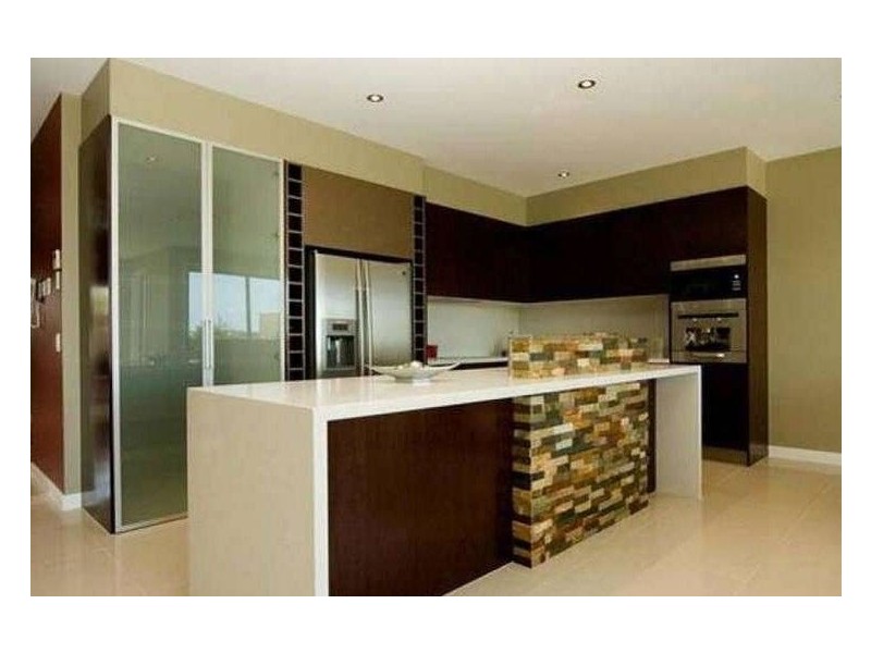 Hope Island QLD 4212