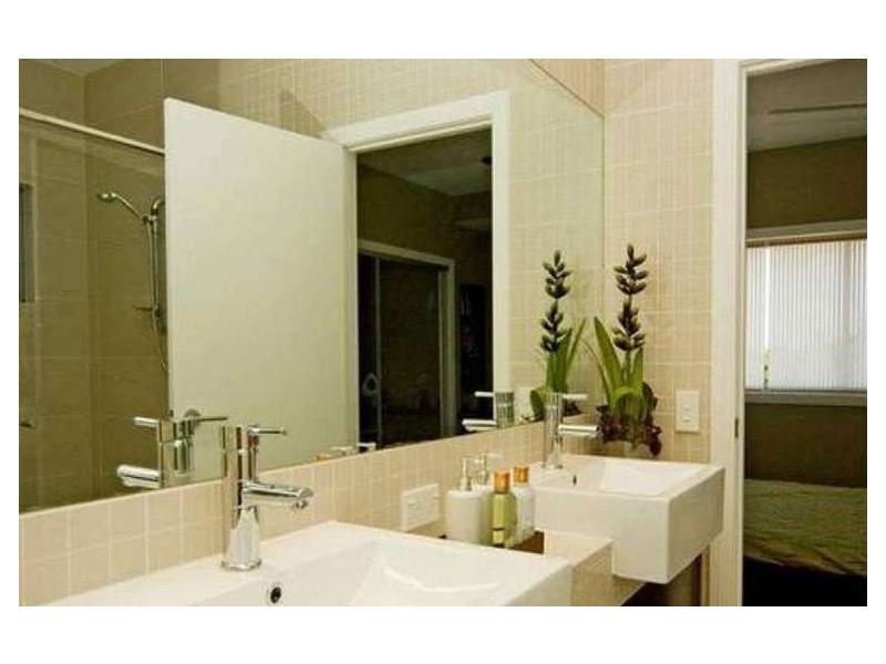 Hope Island QLD 4212