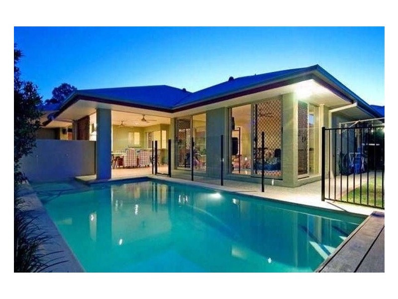 5 Stormvogel Ct, Coomera Waters QLD 4209