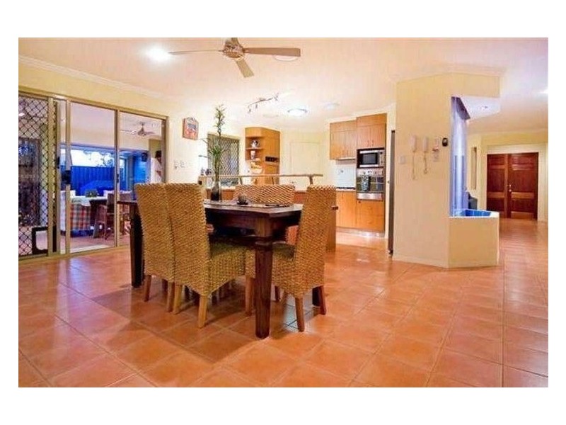 5 Stormvogel Ct, Coomera Waters QLD 4209