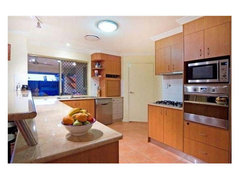 5 Stormvogel Ct, Coomera Waters QLD 4209