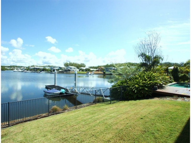Coomera Waters QLD 4209