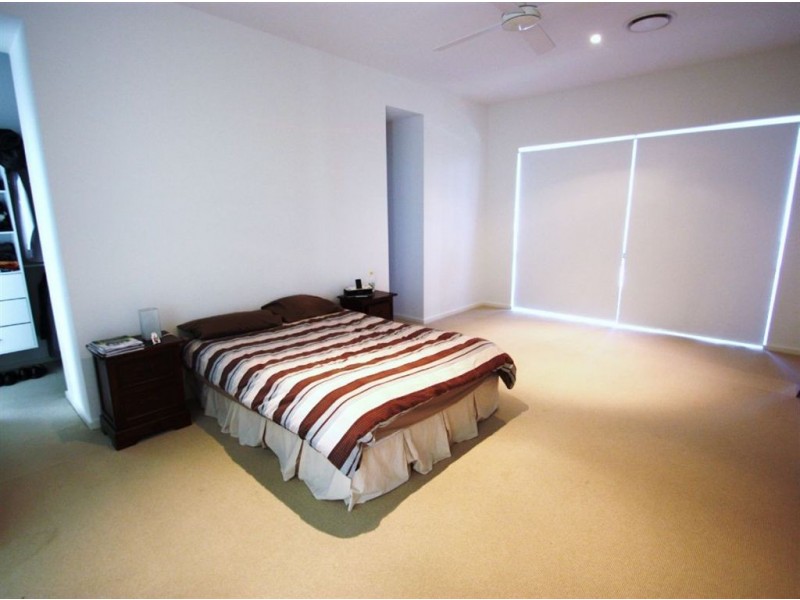 Coomera Waters QLD 4209