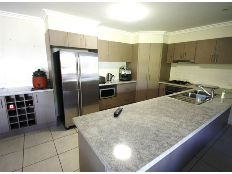 Coomera Waters QLD 4209