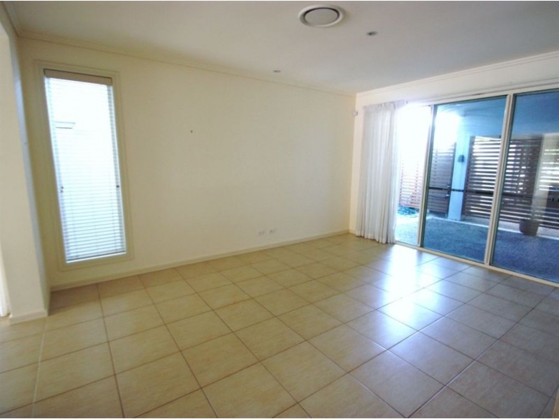 Coomera Waters QLD 4209