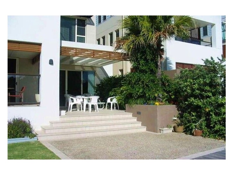 Coomera Waters QLD 4209